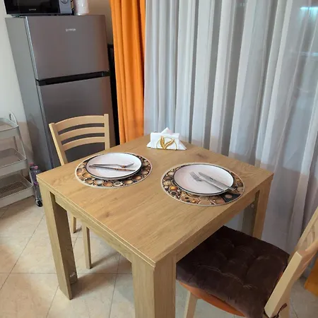 Modern Apartment, Pool Mountain Views Terace Sea Apartmán